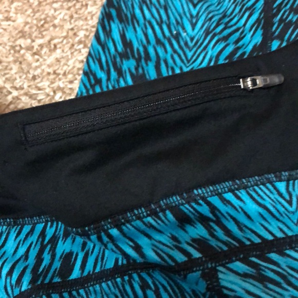 Nike running capri tights. Size Small - Picture 2 of 8